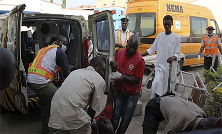 estrellar un coche bomba en Nigeria
